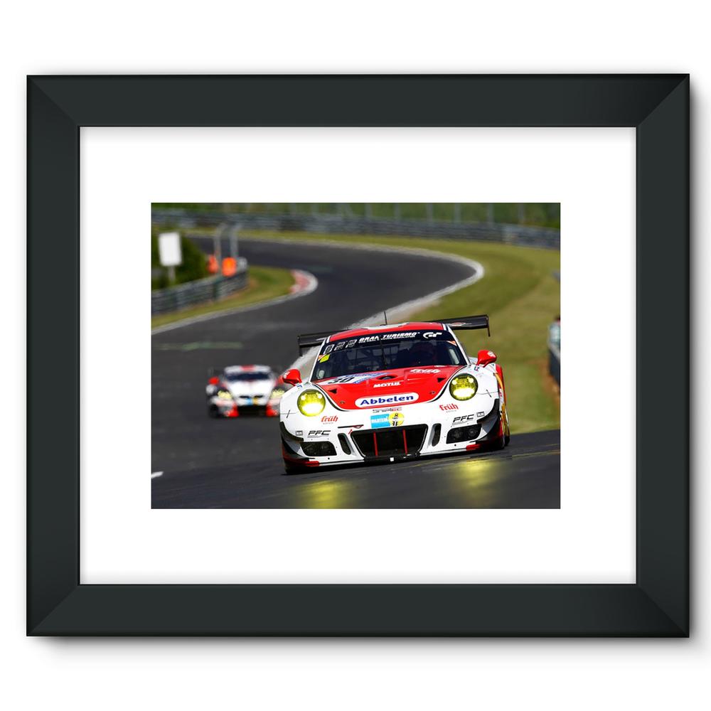 30 Frikadelli Racing Team, Porsche 991 | Motorstore Gallery